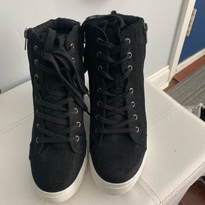 Steve Madden Lavant Sneakers